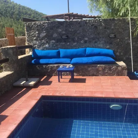 Traditional Secluded 3-Bed Cottage In Kayakoy Case de vacanță Kinali (Aegean)