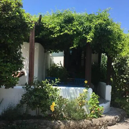 Case de vacanță Traditional Secluded 3-Bed Cottage In Kayakoy *